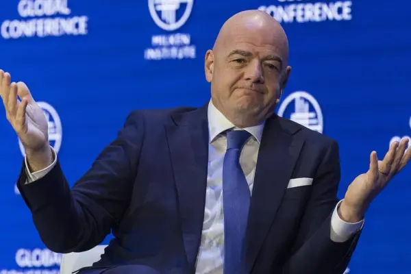 Uefa bestätigt Zahlungen an ehemalige Mitarbeiterin von Gianni Infantino image 1