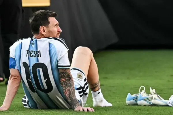 Cristiano Ronaldo sendet emotionale Botschaft an Lionel Messi nach Tod des Vaters image 1