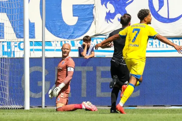 Magdeburg erlebt Debakel zum Saisonauftakt in der 2. Liga image 1