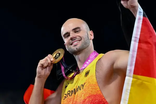 Birmingham: Julian Weber gewinnt EM-Gold im Speerwurf, Nick Thumm holt Silber