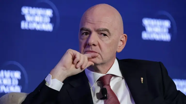 FIFA-Chef Infantino spaltet die Fußballwelt: UEFA bekräftigt Boykottdrohung